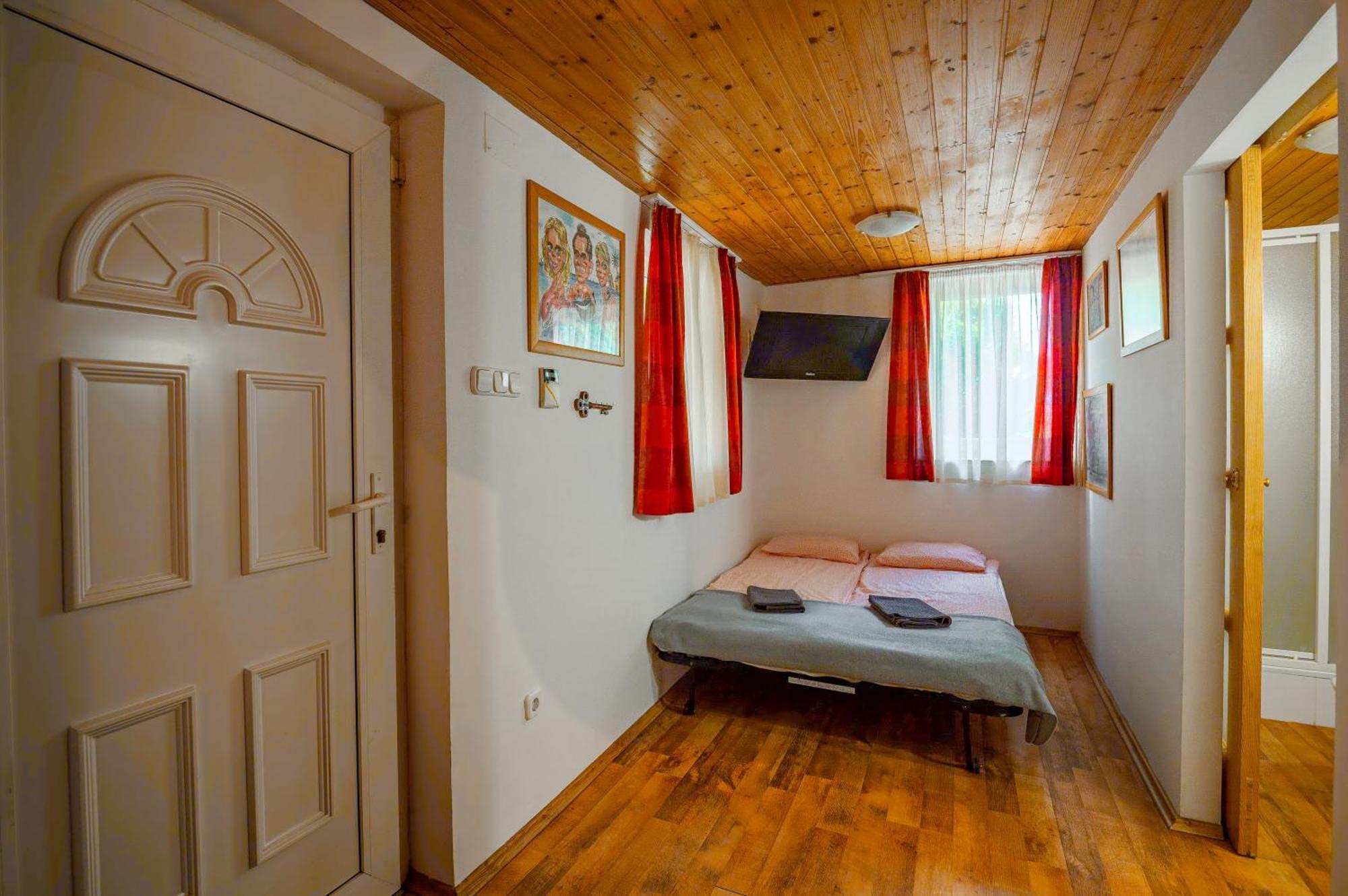 Foerhenc Wine House & Guesthouses I-Ii-Iii نايغكانيشا المظهر الخارجي الصورة