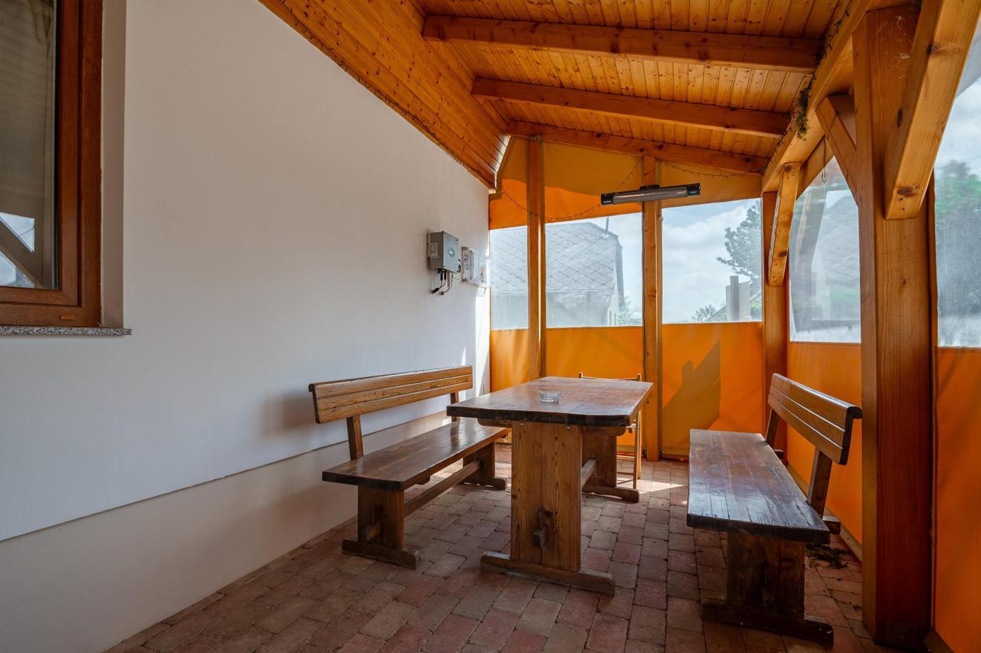 Foerhenc Wine House & Guesthouses I-Ii-Iii نايغكانيشا المظهر الخارجي الصورة