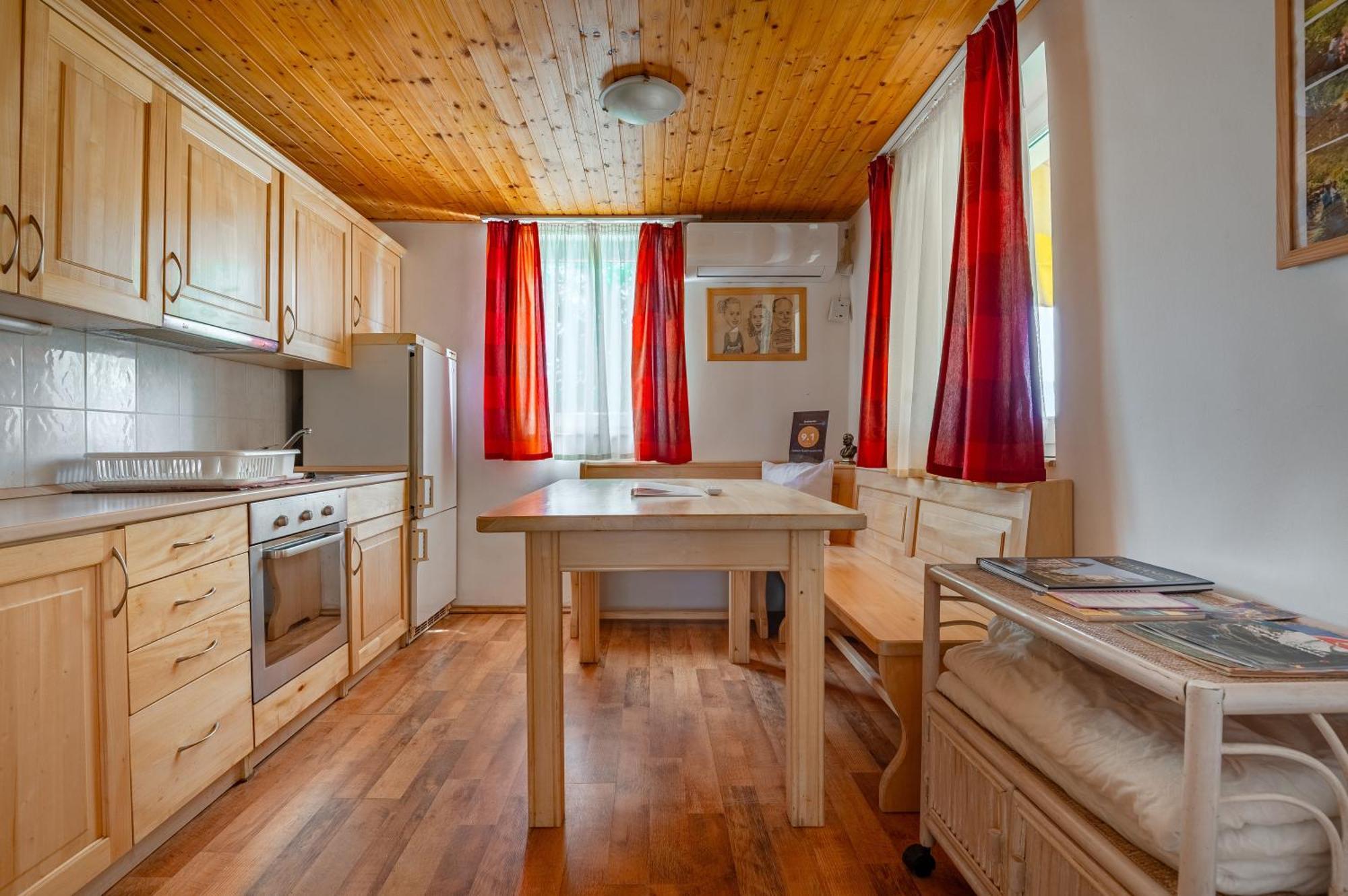 Foerhenc Wine House & Guesthouses I-Ii-Iii نايغكانيشا المظهر الخارجي الصورة