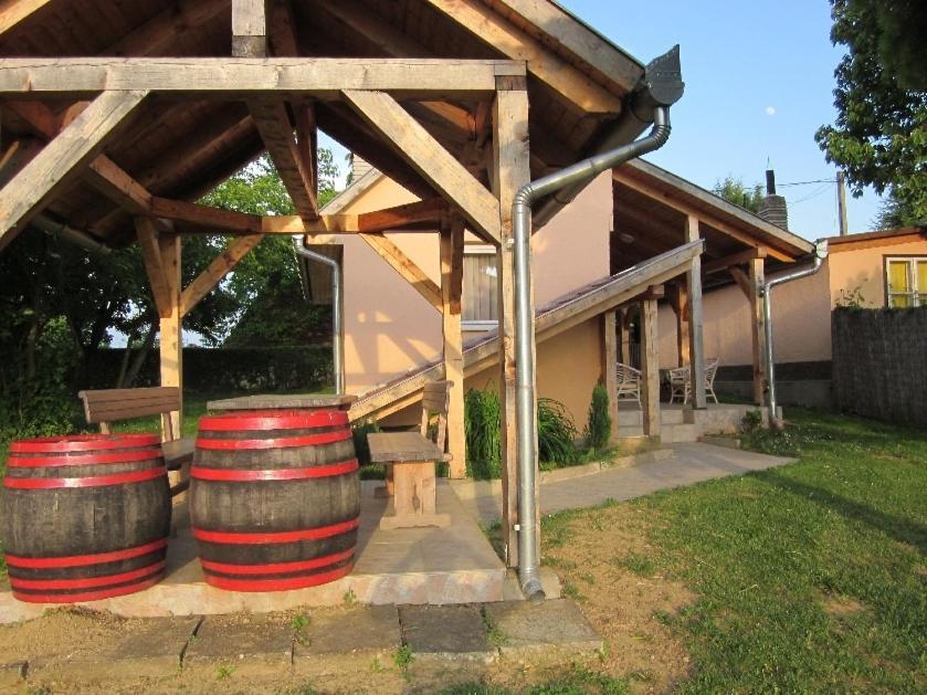 Foerhenc Wine House & Guesthouses I-Ii-Iii نايغكانيشا المظهر الخارجي الصورة
